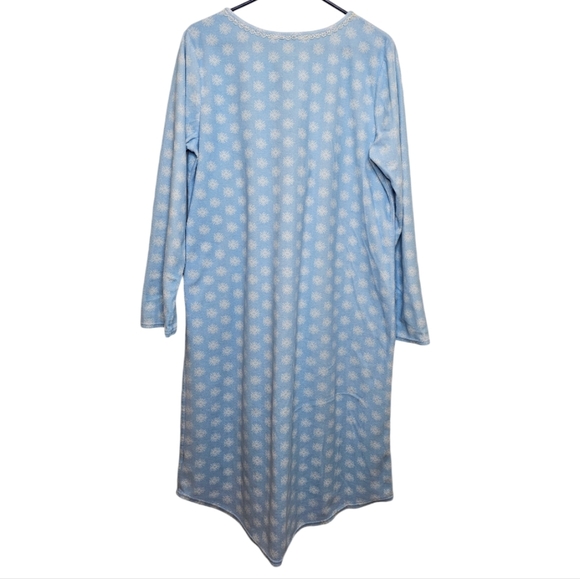 Croft and Barrow Intimates Long Sleeve Fleece Nightgown w/ Snowflake Pattern Lg - Picture 4 of 6